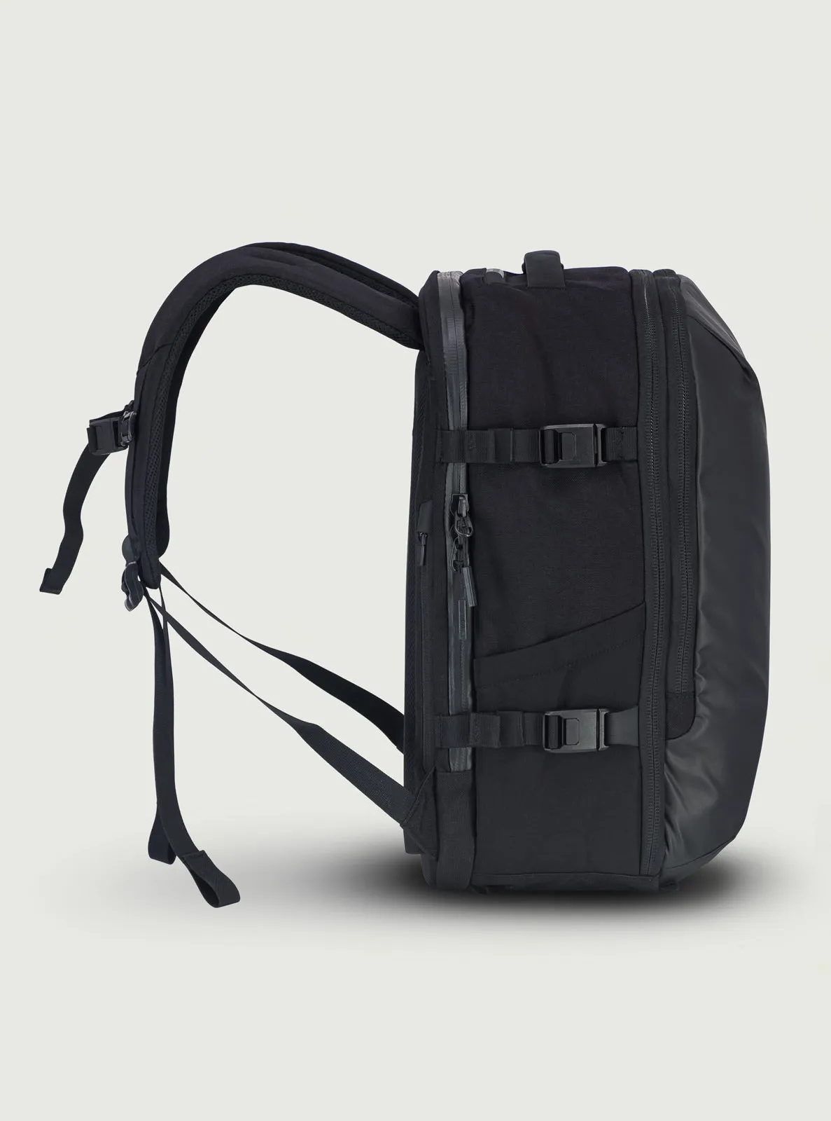 ACE / 30L Travel Pack Cordura® Series (Archives)