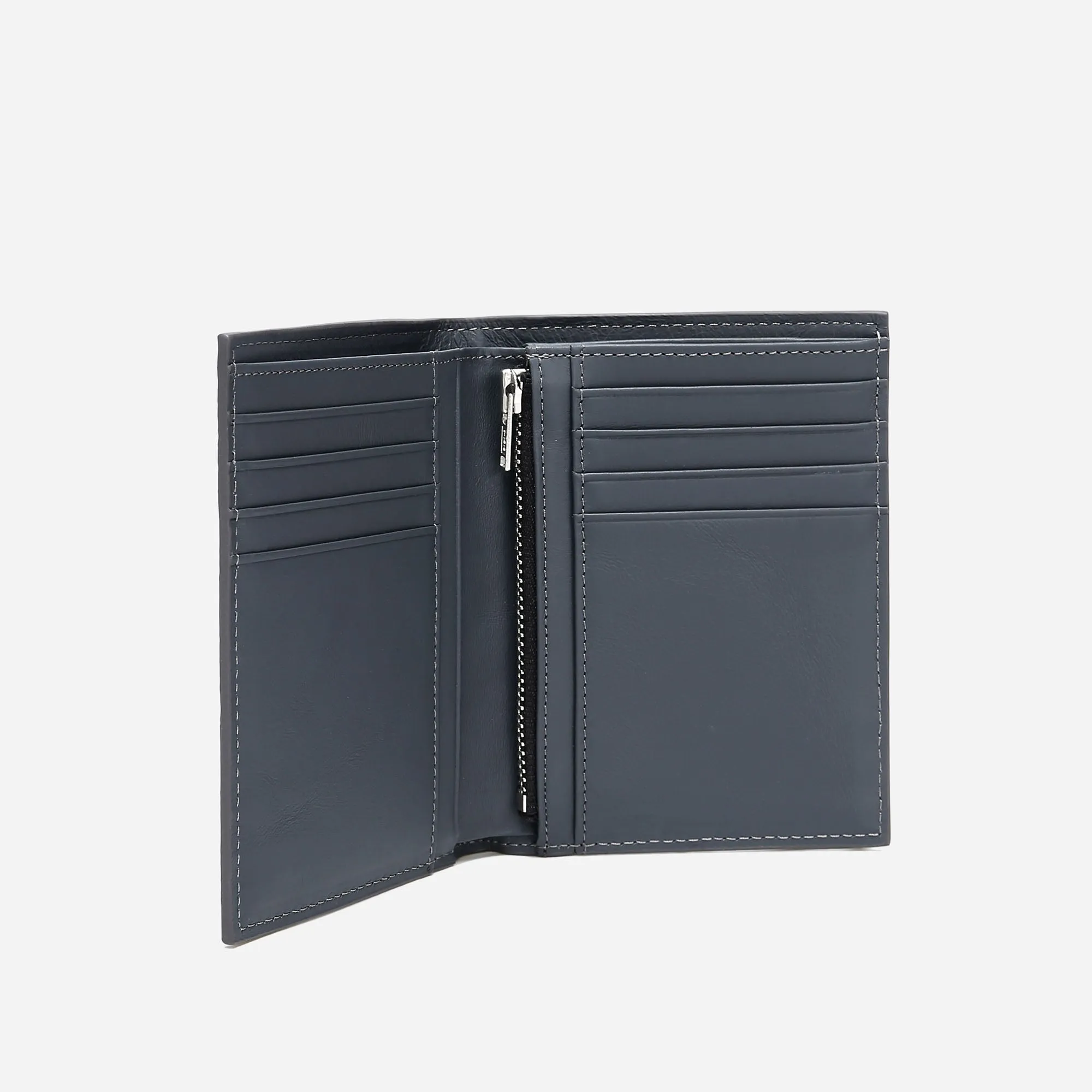 Bi-fold Wallet with Coin Compartment