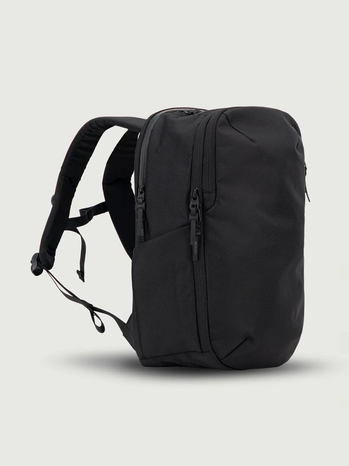 TAYLOR / 25L Pro Pack Cordura® Series