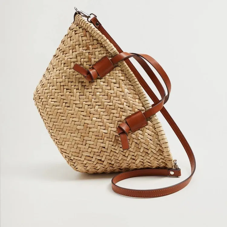 WOVEN RATTAN HANDBAG